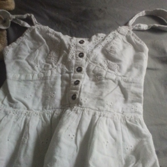 Dress - Picture 3 of 5